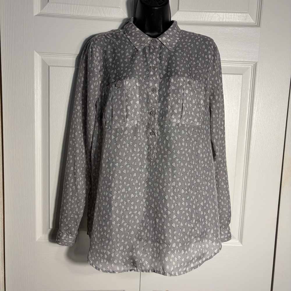 Loft Popover Blouse Women M Gray Heart Print Long Sleeve Lightweight Sheer Shirt